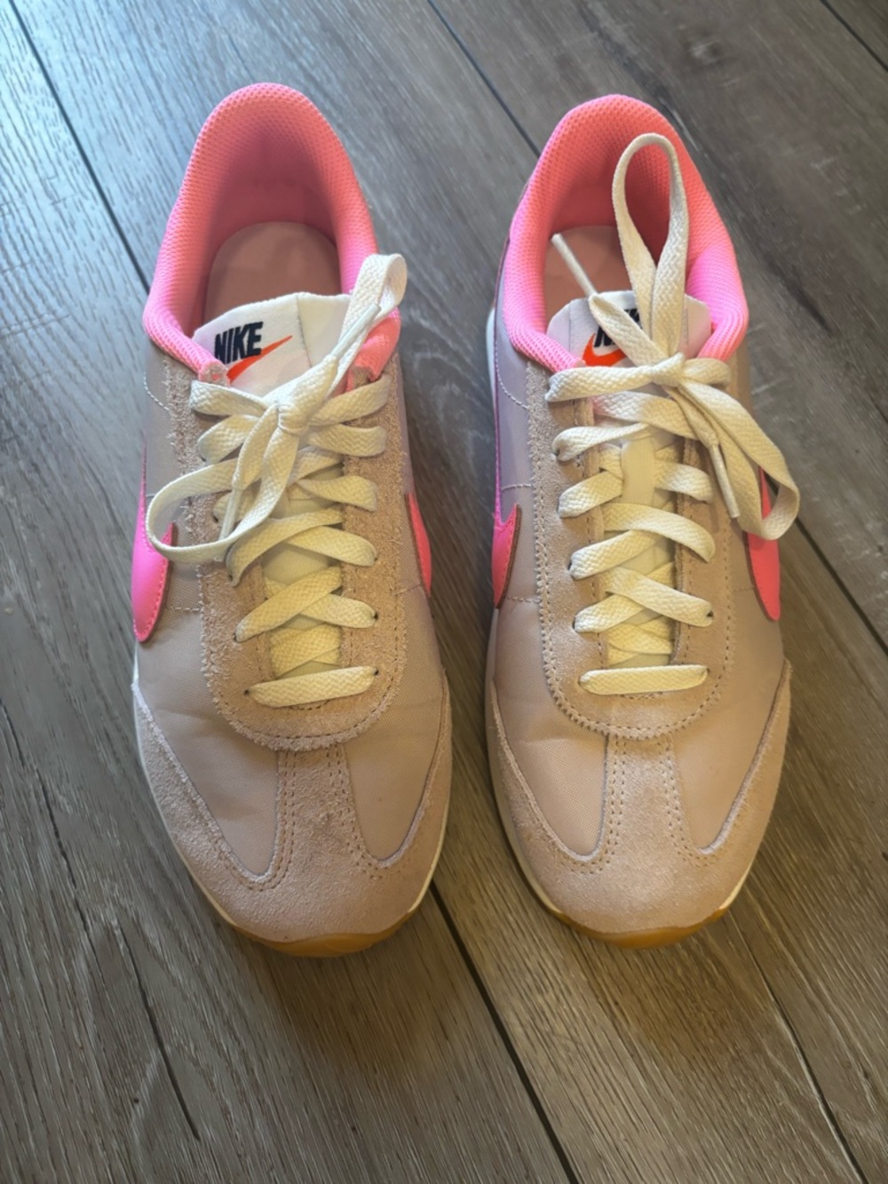 Nike Women's Light Gray and Pink Retro Runner Sneakers - Picture 3 of 8